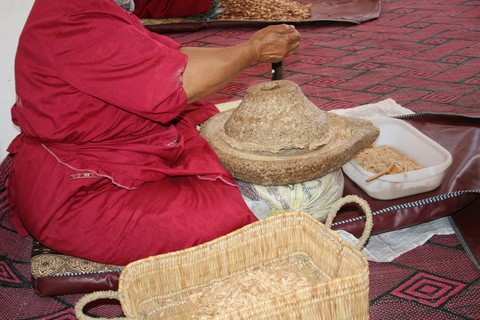 Malaxage huile d'argan